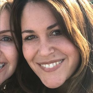 Meet your Posher, Carina